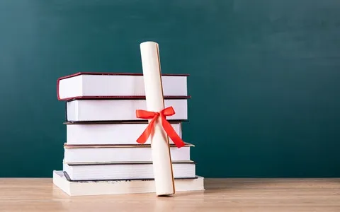 中南财经政法大学免联考硕士拿的证是什么？