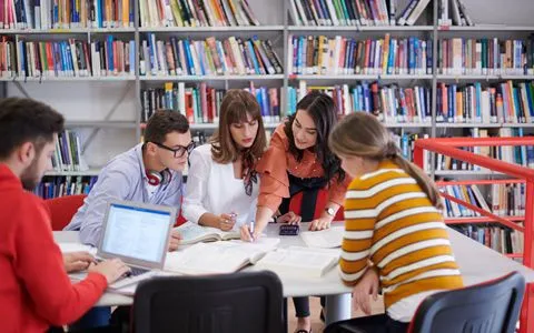 eu商学院mba学费多少？