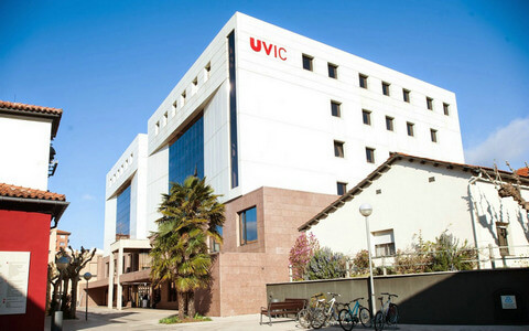 維克加泰羅尼亞中央大學(xué)校園環(huán)境