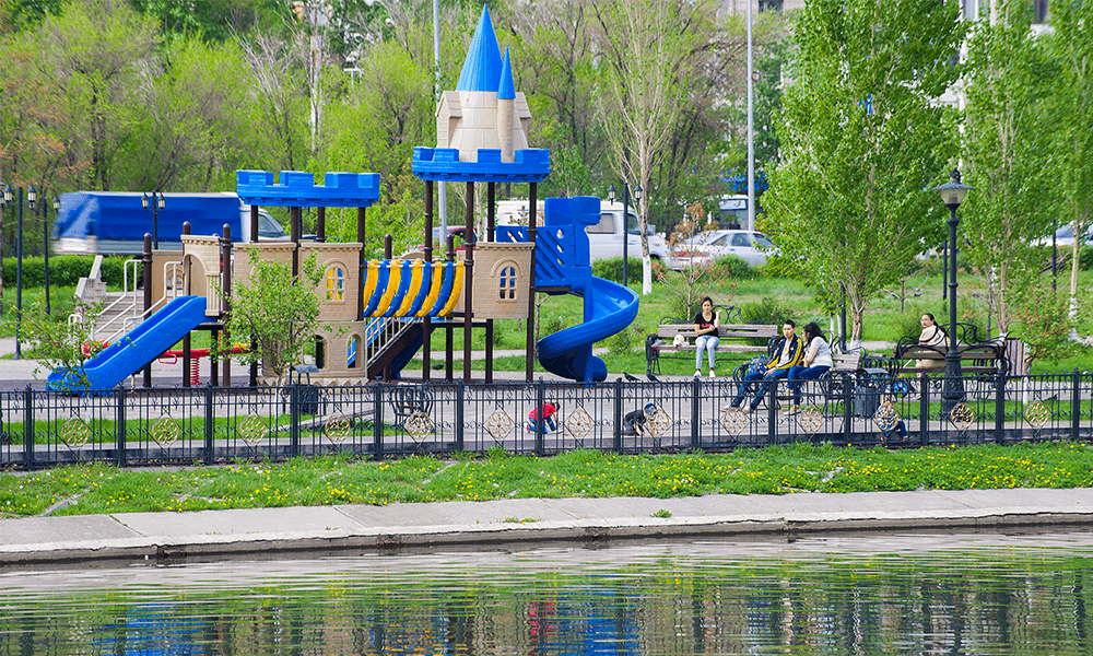 哈薩克斯坦歐亞國立大學校園風光