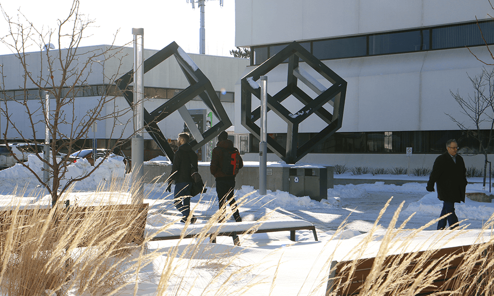 加拿大魁北克大學(xué)席庫提米分校學(xué)校建筑