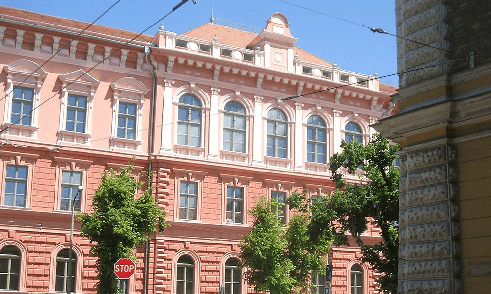 匈牙利塞格德大學(xué)學(xué)校建筑