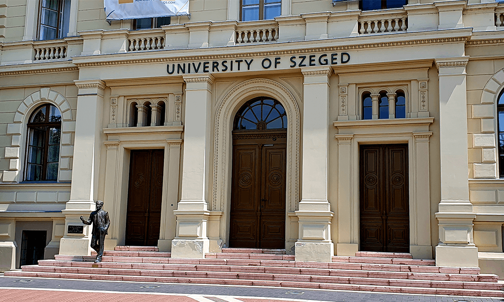 匈牙利塞格德大學(xué)學(xué)校建筑