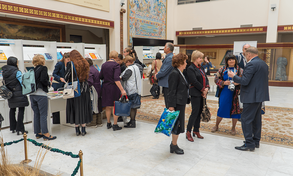 哈薩克斯坦歐亞國立大學(xué)活動現(xiàn)場