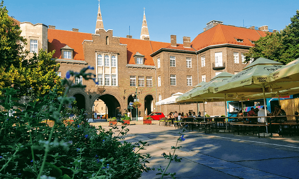 匈牙利塞格德大學(xué)學(xué)校建筑