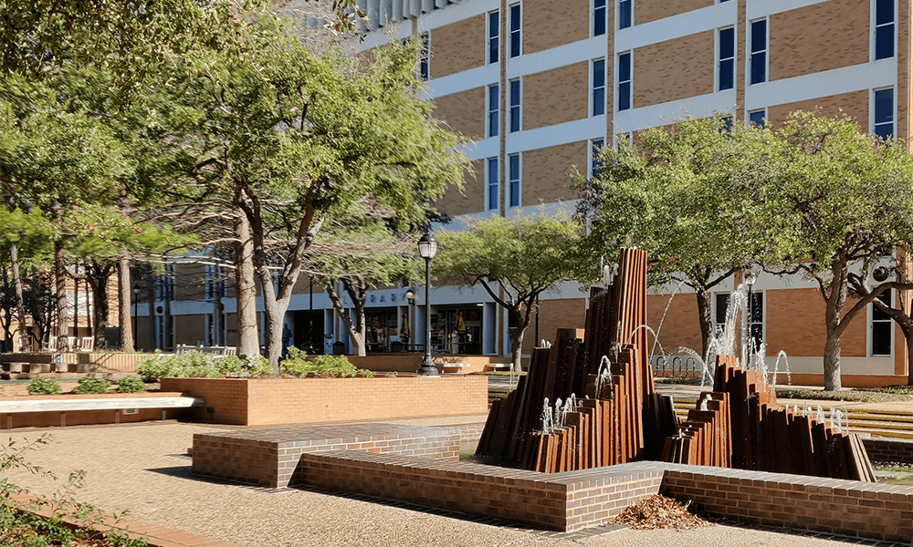 美國(guó)亞利桑那州立大學(xué)學(xué)校建筑