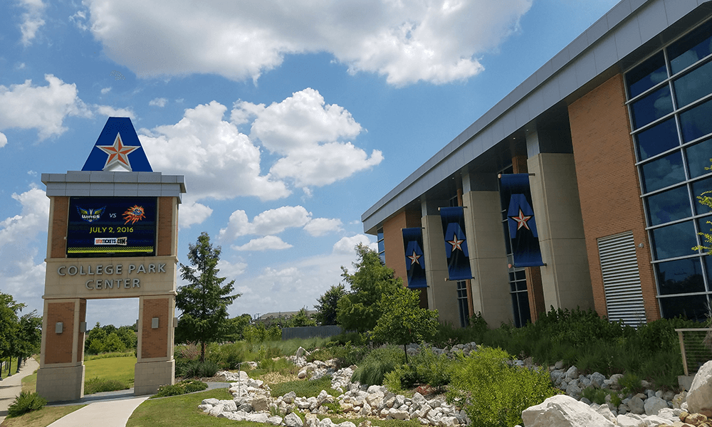 美國德克薩斯大學(xué)阿靈頓分校校園風(fēng)光