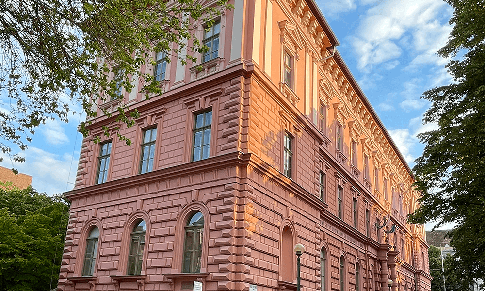 匈牙利塞格德大學(xué)學(xué)校建筑