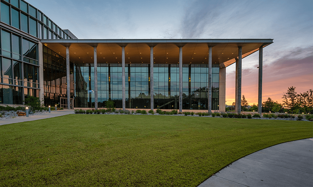 美國(guó)亞利桑那州立大學(xué)學(xué)校建筑