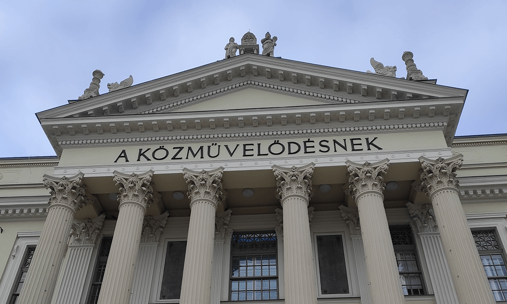 匈牙利塞格德大學(xué)學(xué)校建筑