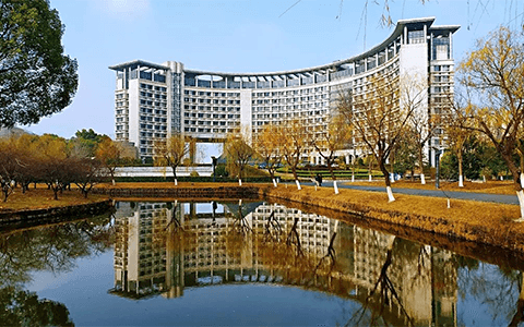 浙江工商大学校园风光