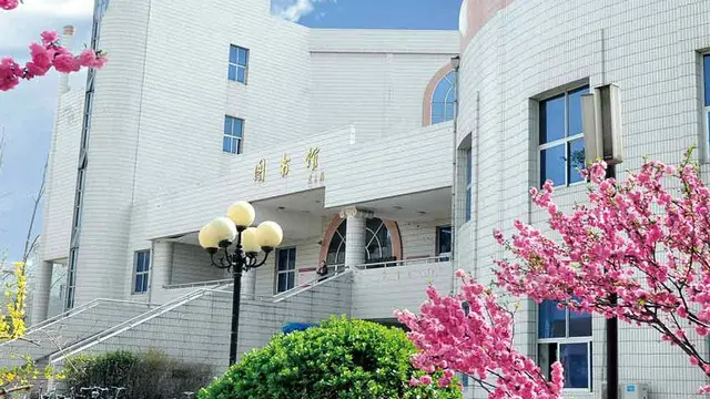 华北电力大学图书馆