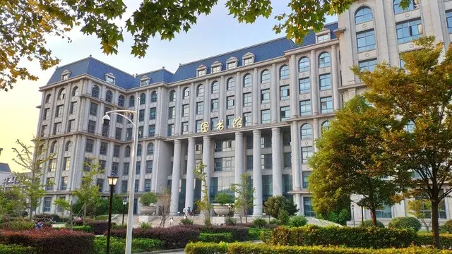 南京信息工程大学图书馆