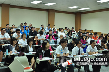 2017年北京大学一月MPAcc在职研究生分数线是多少?